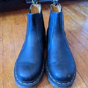 Dr. Martens Chelsea boots women's 8